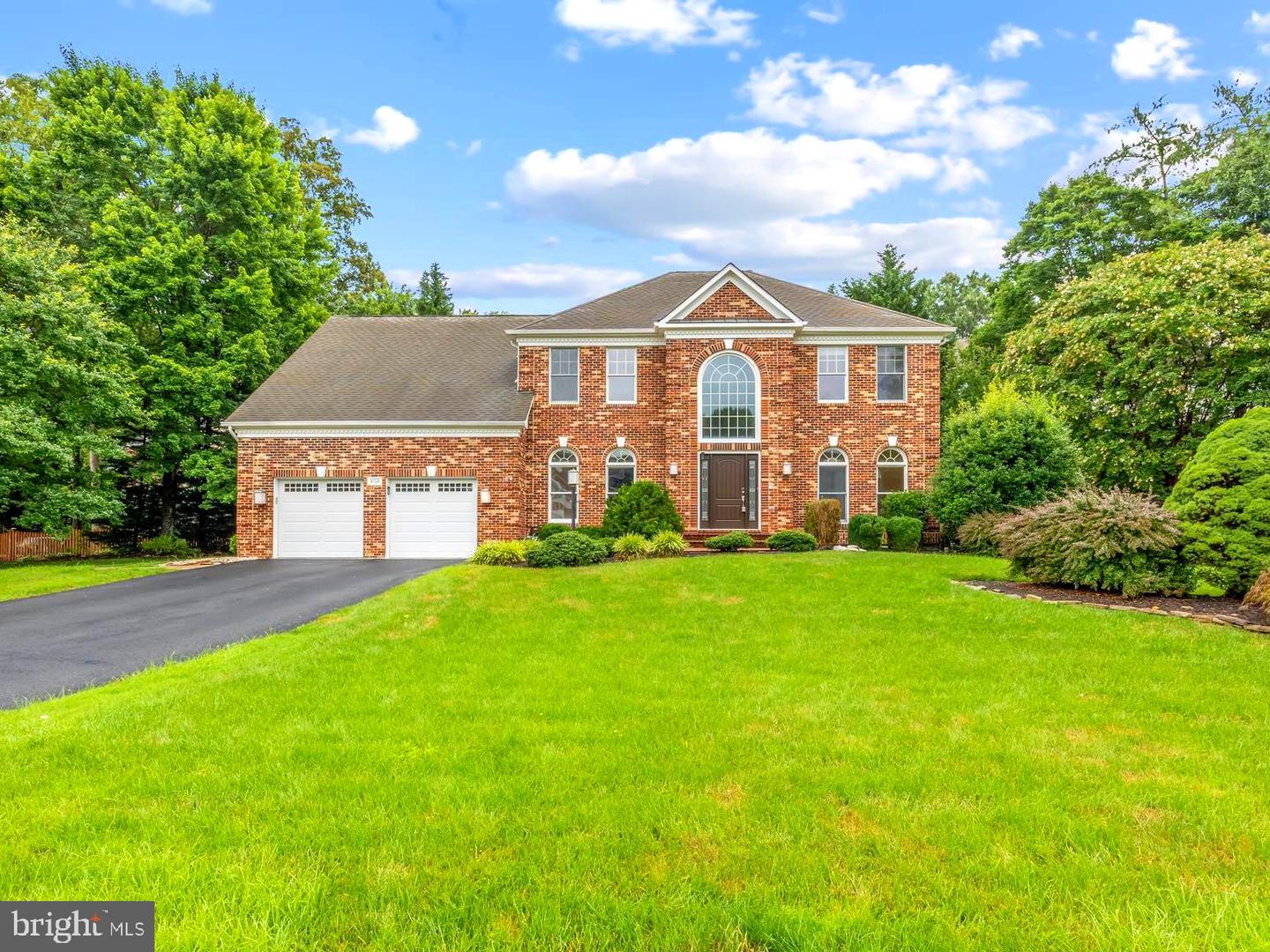 8126 HADDINGTON CT, FAIRFAX STATION, Virginia 22039, 4 Bedrooms Bedrooms, ,5 BathroomsBathrooms,Residential,For sale,8126 HADDINGTON CT,VAFX2218974 MLS # VAFX2218974