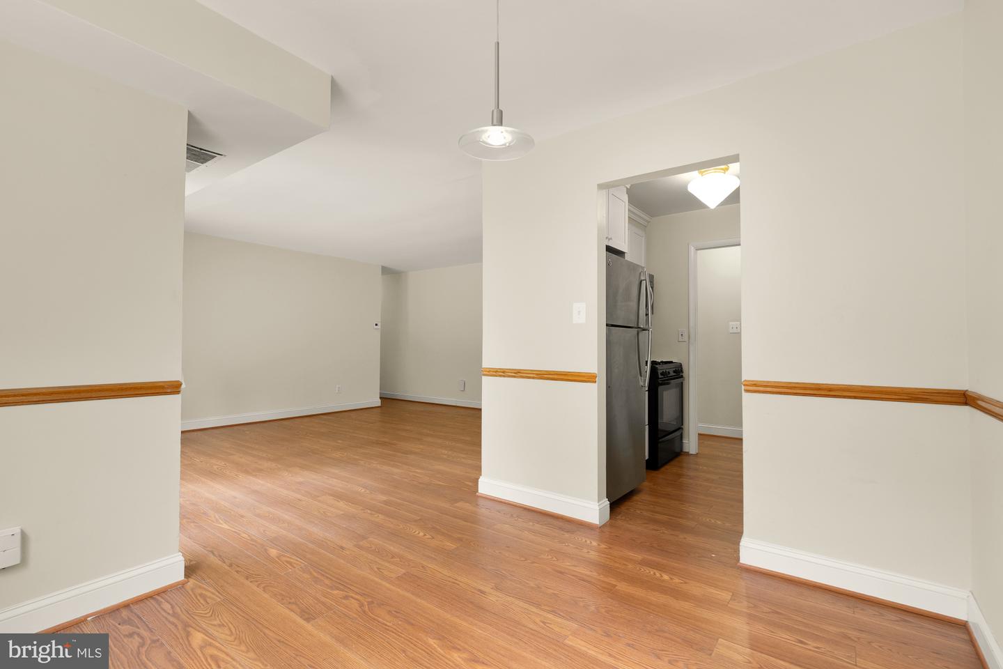 3975 LYNDHURST DR #103, FAIRFAX, Virginia 22031, 1 Bedroom Bedrooms, ,1 BathroomBathrooms,Residential,For sale,3975 LYNDHURST DR #103,VAFC2005814 MLS # VAFC2005814