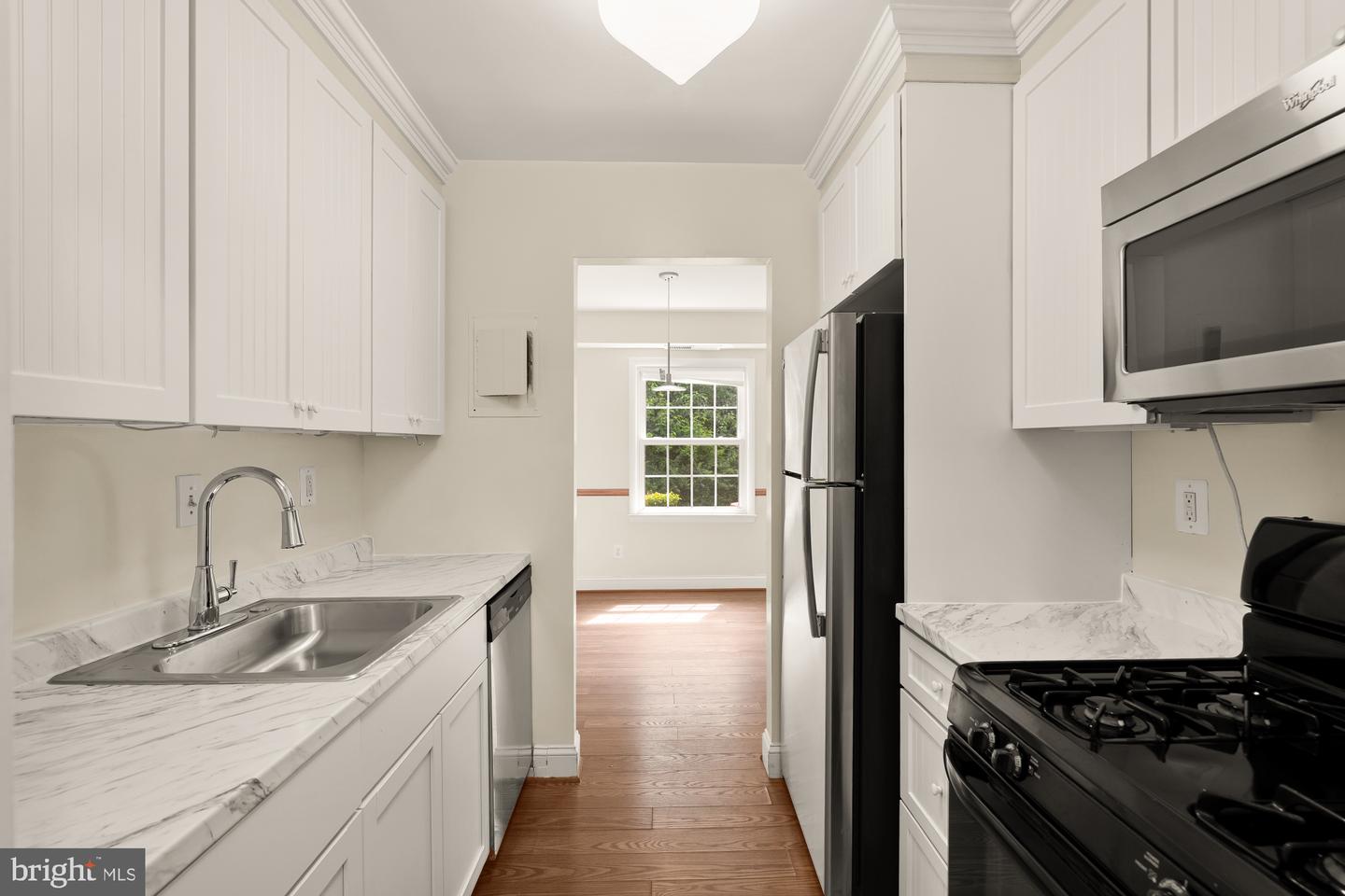 3975 LYNDHURST DR #103, FAIRFAX, Virginia 22031, 1 Bedroom Bedrooms, ,1 BathroomBathrooms,Residential,For sale,3975 LYNDHURST DR #103,VAFC2005814 MLS # VAFC2005814