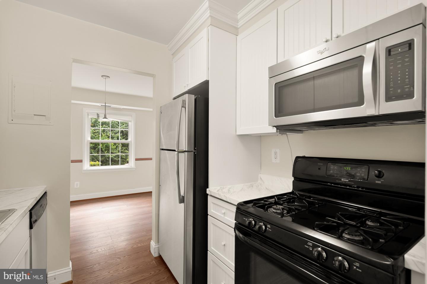 3975 LYNDHURST DR #103, FAIRFAX, Virginia 22031, 1 Bedroom Bedrooms, ,1 BathroomBathrooms,Residential,For sale,3975 LYNDHURST DR #103,VAFC2005814 MLS # VAFC2005814