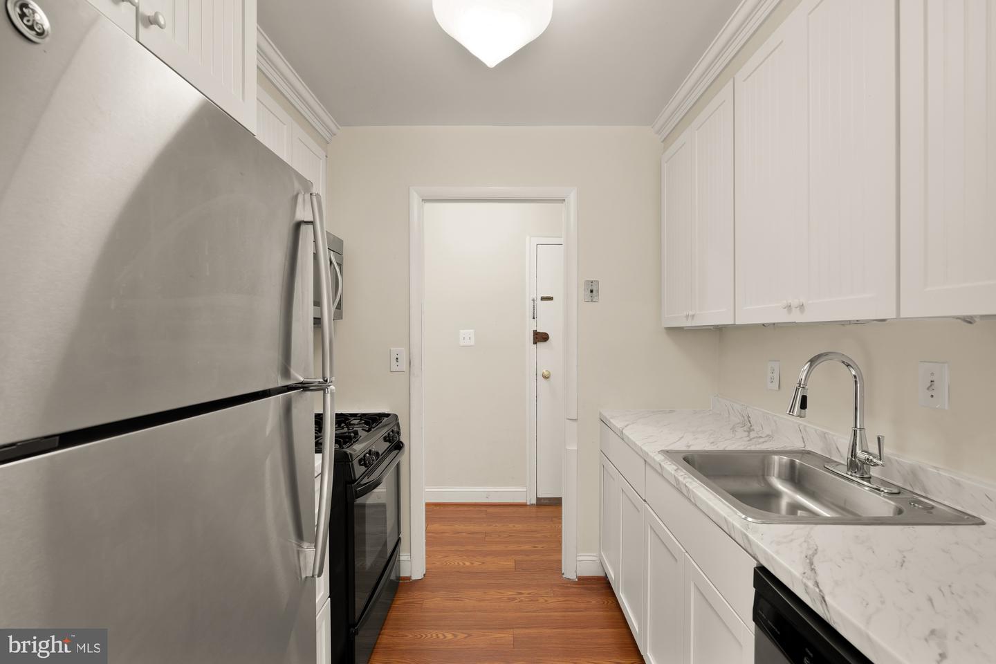 3975 LYNDHURST DR #103, FAIRFAX, Virginia 22031, 1 Bedroom Bedrooms, ,1 BathroomBathrooms,Residential,For sale,3975 LYNDHURST DR #103,VAFC2005814 MLS # VAFC2005814