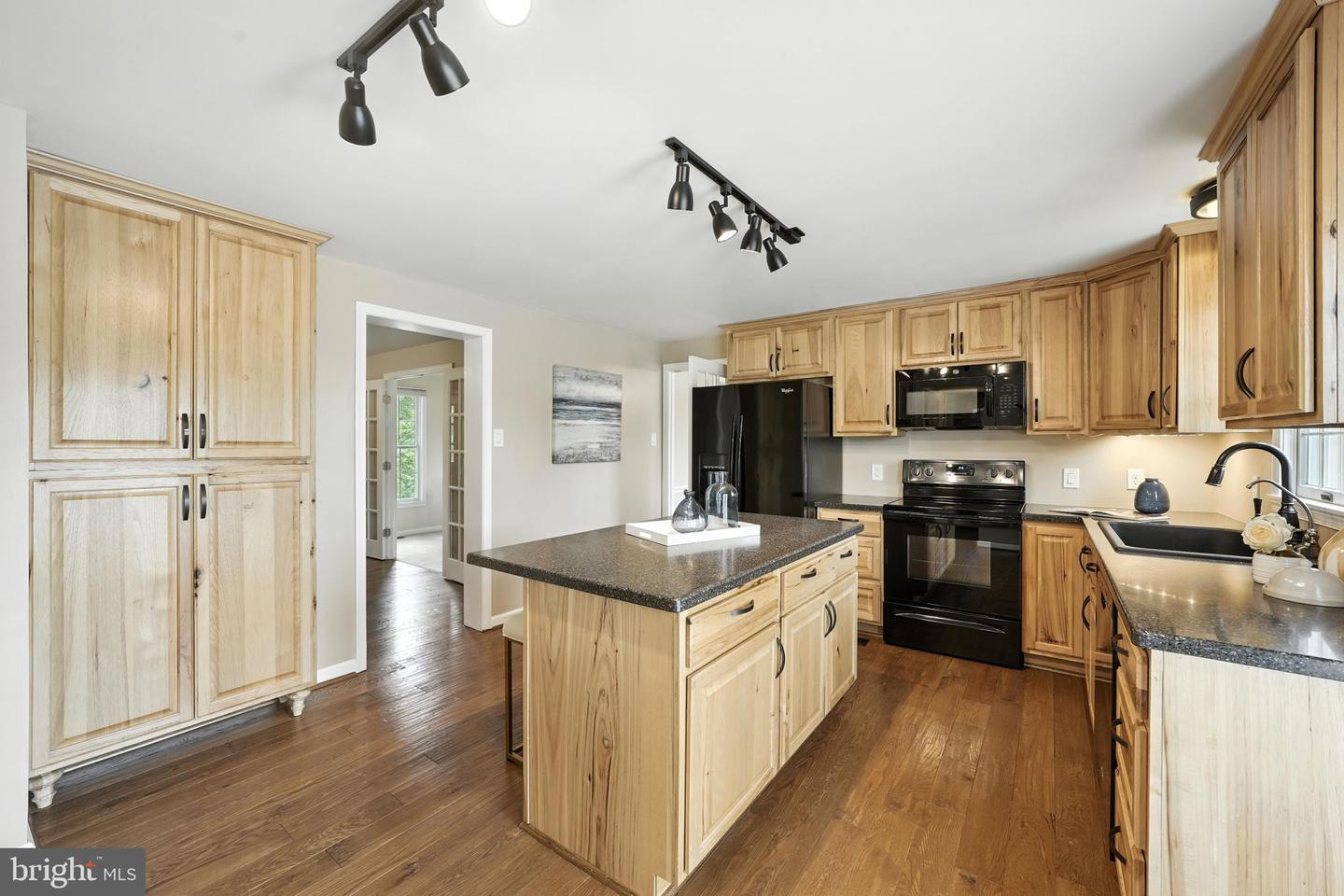 8363 OLD WATERLOO RD, WARRENTON, Virginia 20186, 3 Bedrooms Bedrooms, ,3 BathroomsBathrooms,Residential,For sale,8363 OLD WATERLOO RD,VAFQ2015888 MLS # VAFQ2015888