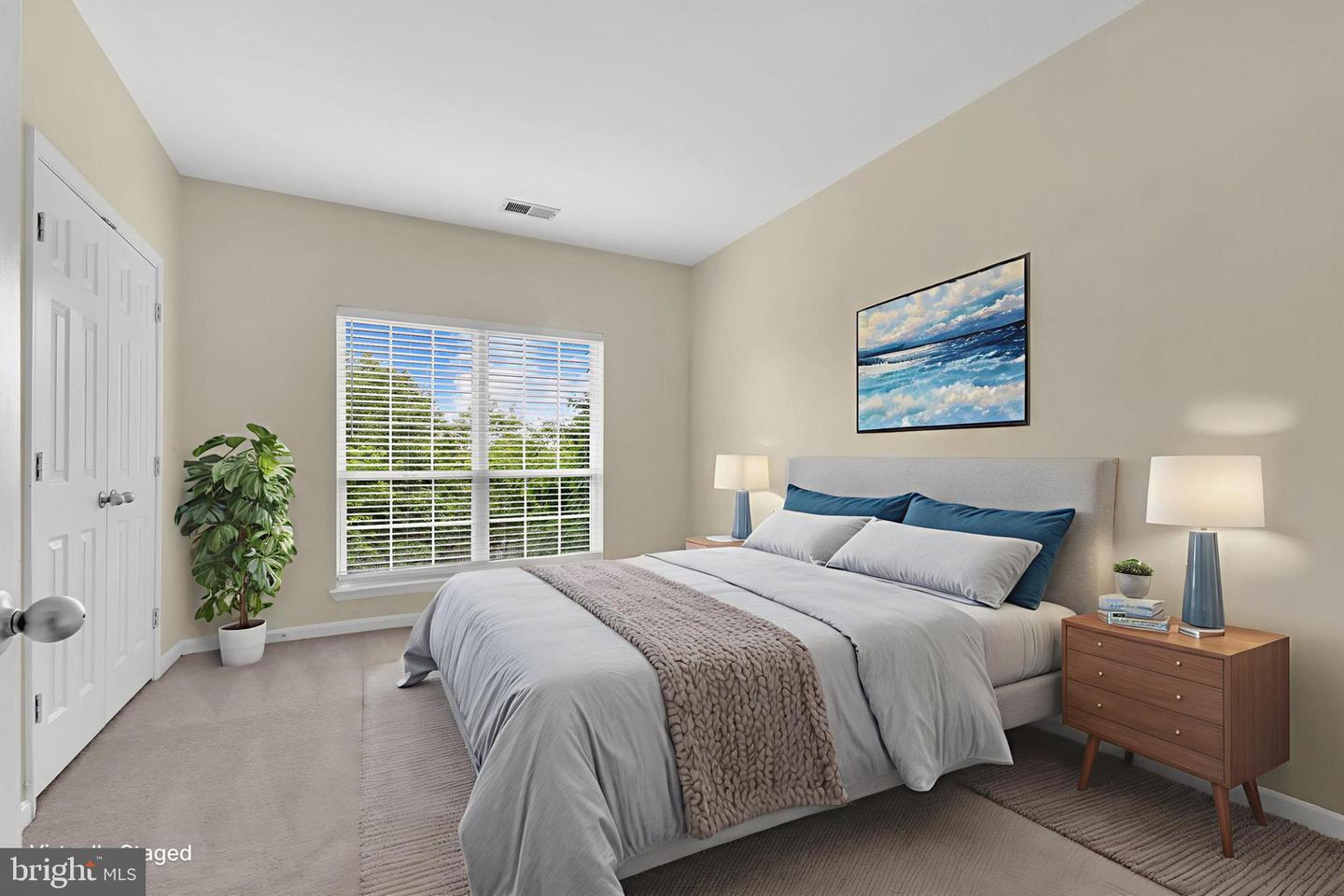4850 EISENHOWER AVE #201, ALEXANDRIA, Virginia 22304, 2 Bedrooms Bedrooms, ,2 BathroomsBathrooms,Residential,For sale,4850 EISENHOWER AVE #201,VAAX2043484 MLS # VAAX2043484