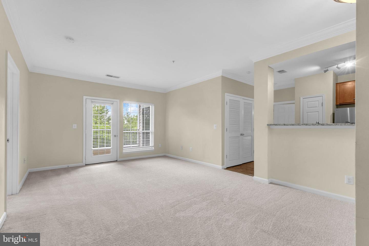 4850 EISENHOWER AVE #201, ALEXANDRIA, Virginia 22304, 2 Bedrooms Bedrooms, ,2 BathroomsBathrooms,Residential,For sale,4850 EISENHOWER AVE #201,VAAX2043484 MLS # VAAX2043484