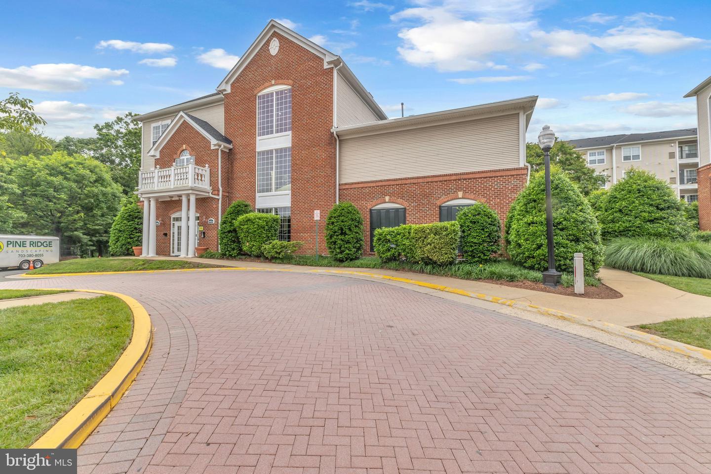 4850 EISENHOWER AVE #201, ALEXANDRIA, Virginia 22304, 2 Bedrooms Bedrooms, ,2 BathroomsBathrooms,Residential,For sale,4850 EISENHOWER AVE #201,VAAX2043484 MLS # VAAX2043484