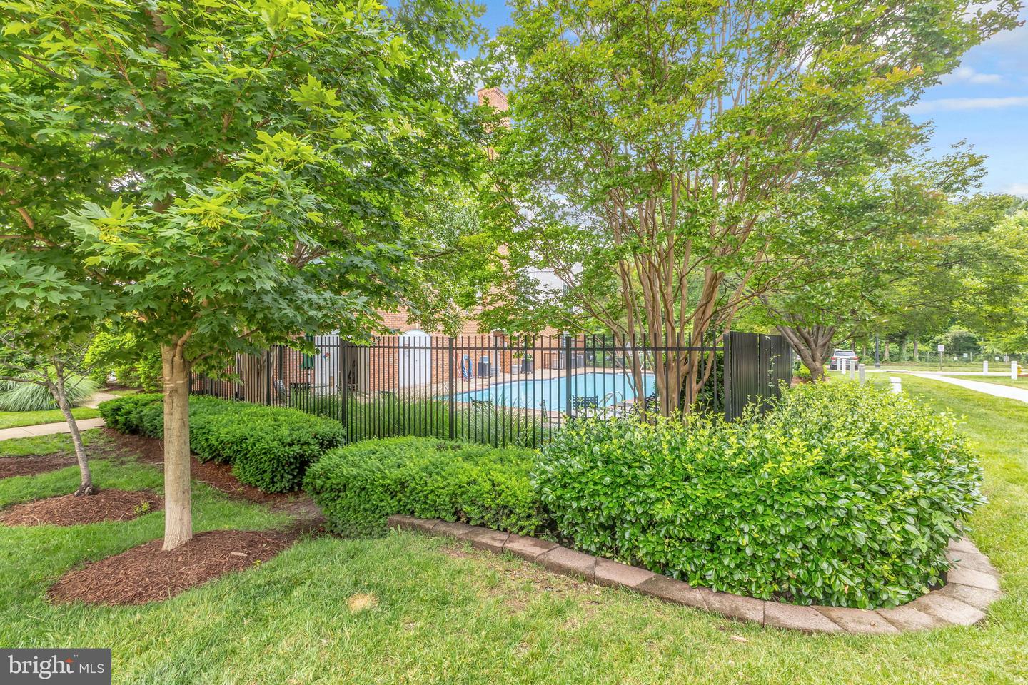 4850 EISENHOWER AVE #201, ALEXANDRIA, Virginia 22304, 2 Bedrooms Bedrooms, ,2 BathroomsBathrooms,Residential,For sale,4850 EISENHOWER AVE #201,VAAX2043484 MLS # VAAX2043484