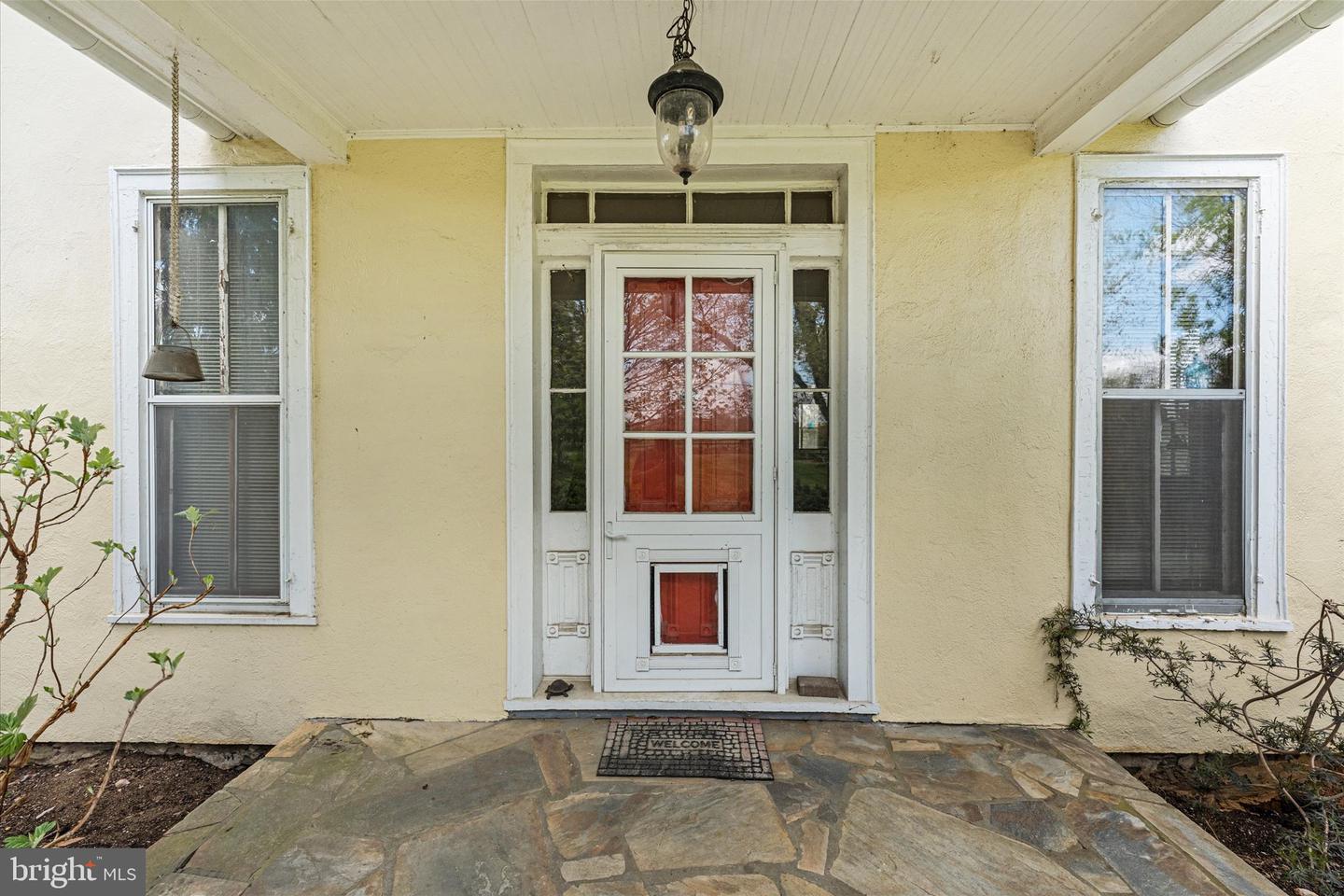 36625 SHOEMAKER SCHOOL RD, PURCELLVILLE, Virginia 20132, 5 Bedrooms Bedrooms, ,2 BathroomsBathrooms,Residential,For sale,36625 SHOEMAKER SCHOOL RD,VALO2093442 MLS # VALO2093442
