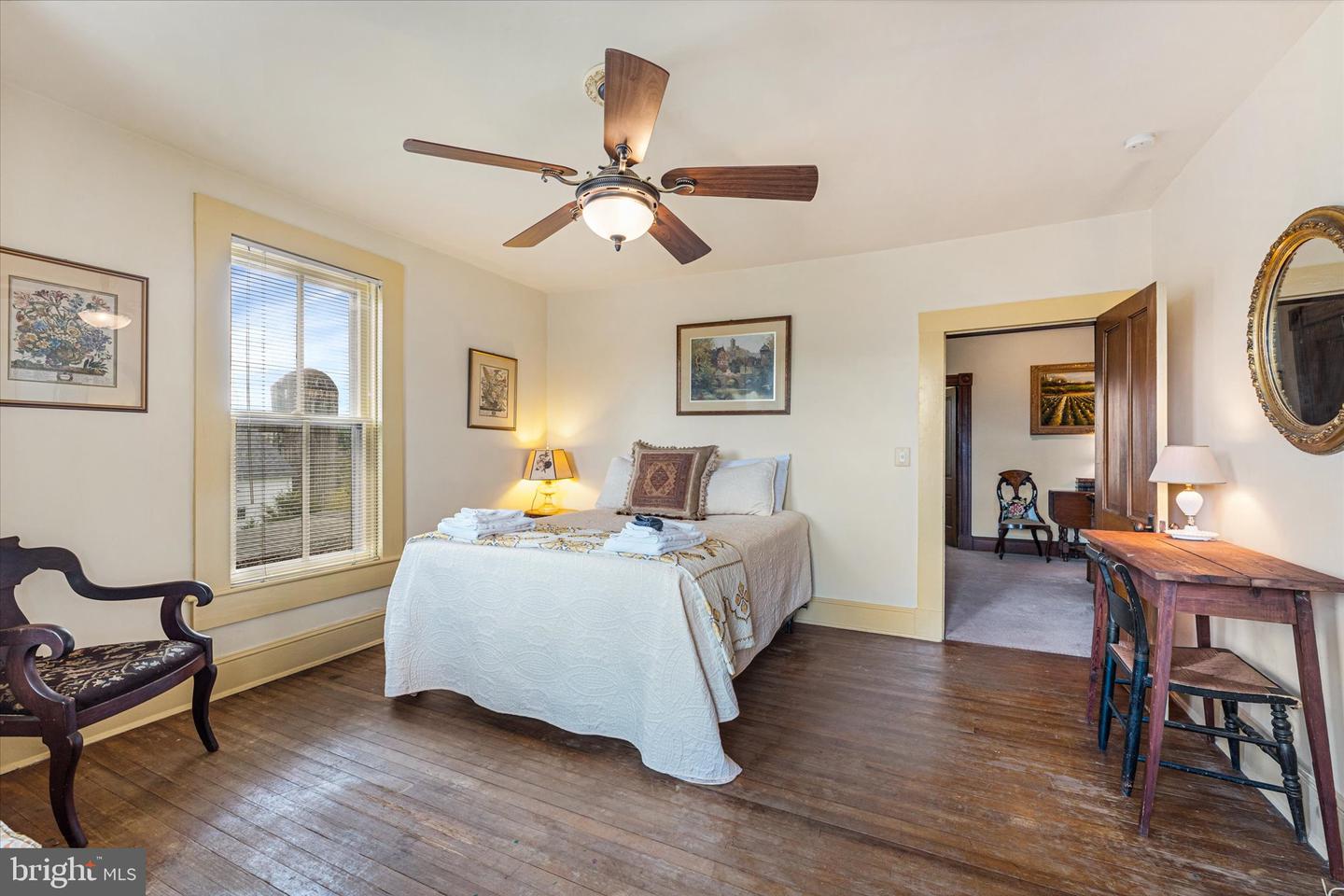 36625 SHOEMAKER SCHOOL RD, PURCELLVILLE, Virginia 20132, 5 Bedrooms Bedrooms, ,2 BathroomsBathrooms,Residential,For sale,36625 SHOEMAKER SCHOOL RD,VALO2093442 MLS # VALO2093442