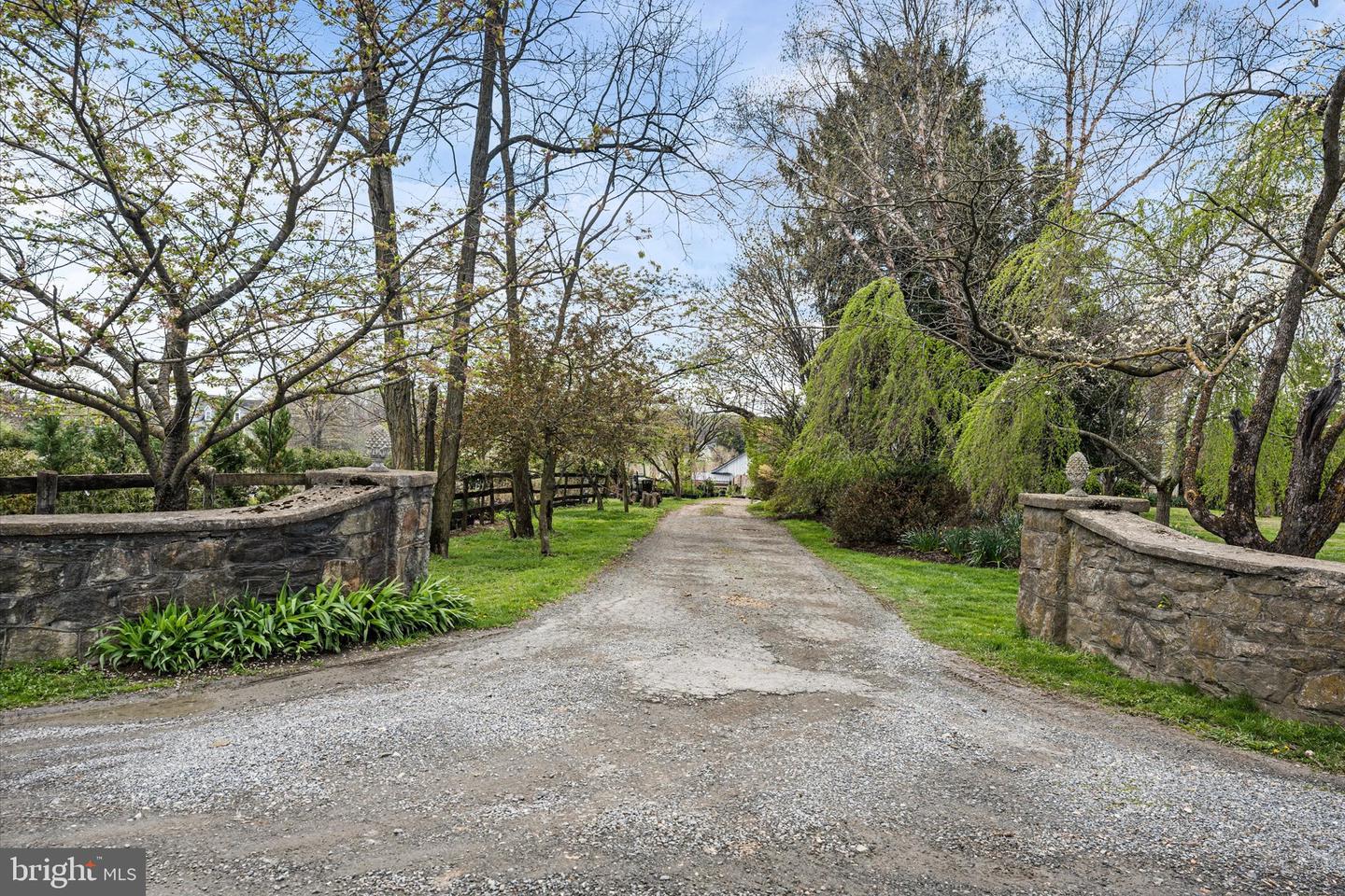36625 SHOEMAKER SCHOOL RD, PURCELLVILLE, Virginia 20132, 5 Bedrooms Bedrooms, ,2 BathroomsBathrooms,Residential,For sale,36625 SHOEMAKER SCHOOL RD,VALO2093442 MLS # VALO2093442