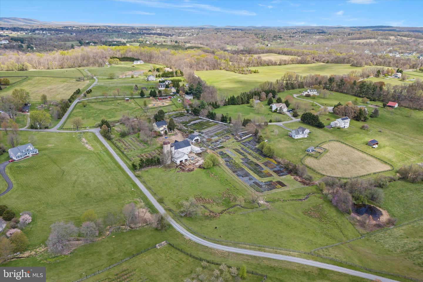 36625 SHOEMAKER SCHOOL RD, PURCELLVILLE, Virginia 20132, 5 Bedrooms Bedrooms, ,2 BathroomsBathrooms,Residential,For sale,36625 SHOEMAKER SCHOOL RD,VALO2093442 MLS # VALO2093442