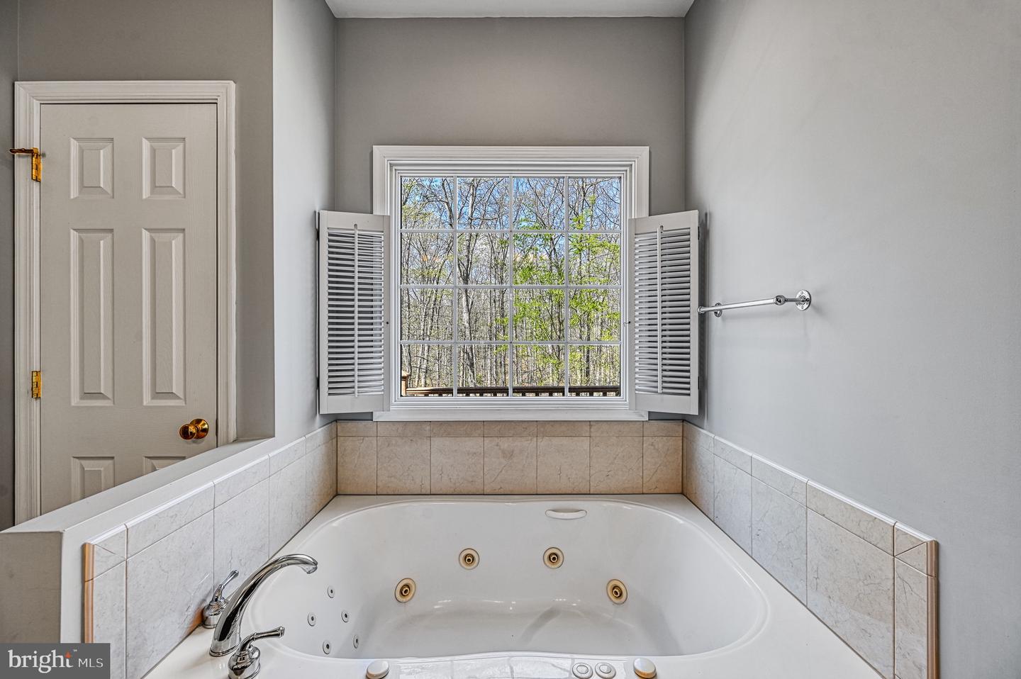 211 WINDSWEPT RD, MINERAL, Virginia 23117, 4 Bedrooms Bedrooms, 11 Rooms Rooms,3 BathroomsBathrooms,Residential,For sale,211 WINDSWEPT RD,VALA2007636 MLS # VALA2007636