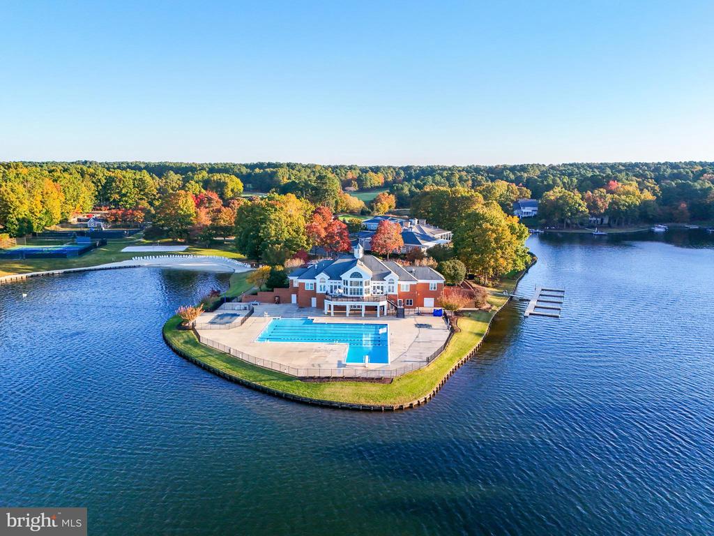10909 GREEN LEAF RUN, SPOTSYLVANIA, Virginia 22551, 4 Bedrooms Bedrooms, ,3 BathroomsBathrooms,Residential,10909 GREEN LEAF RUN,VASP2034540 MLS # VASP2034540