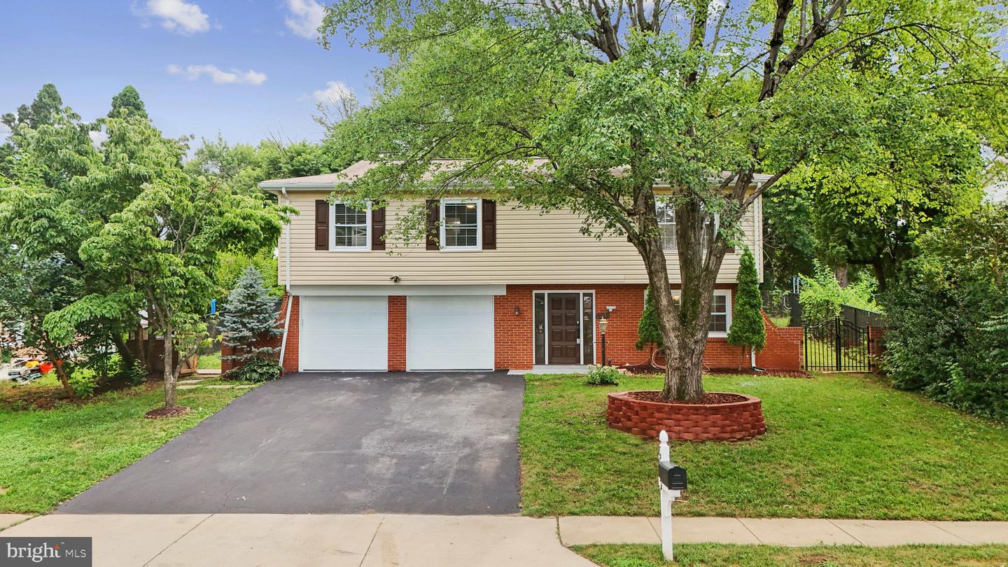 603 WILLIAMSBURG RD, STERLING, Virginia 20164, 4 Bedrooms Bedrooms, ,3 BathroomsBathrooms,Residential,For sale,603 WILLIAMSBURG RD,VALO2094694 MLS # VALO2094694