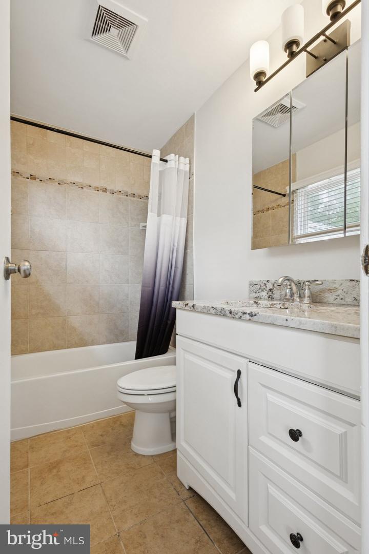 603 WILLIAMSBURG RD, STERLING, Virginia 20164, 4 Bedrooms Bedrooms, ,3 BathroomsBathrooms,Residential,For sale,603 WILLIAMSBURG RD,VALO2094694 MLS # VALO2094694