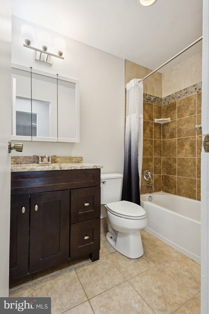 603 WILLIAMSBURG RD, STERLING, Virginia 20164, 4 Bedrooms Bedrooms, ,3 BathroomsBathrooms,Residential,For sale,603 WILLIAMSBURG RD,VALO2094694 MLS # VALO2094694