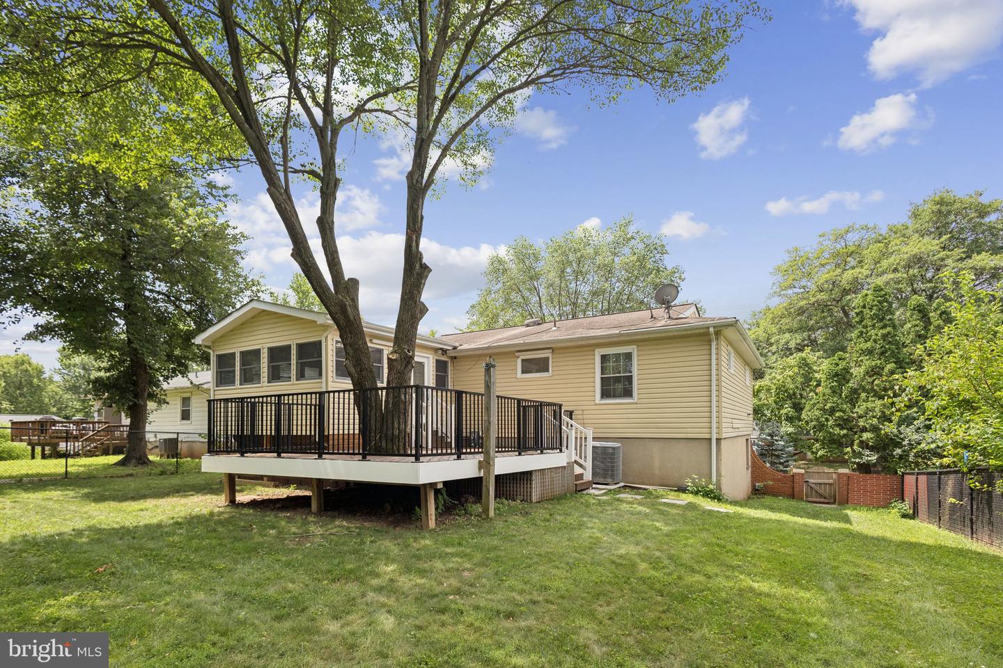 603 WILLIAMSBURG RD, STERLING, Virginia 20164, 4 Bedrooms Bedrooms, ,3 BathroomsBathrooms,Residential,For sale,603 WILLIAMSBURG RD,VALO2094694 MLS # VALO2094694