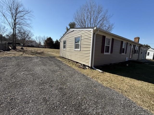 239 HARRISTON RD, GROTTOES, Virginia 24441, 3 Bedrooms Bedrooms, ,1 BathroomBathrooms,Residential,239 HARRISTON RD,661226 MLS # 661226