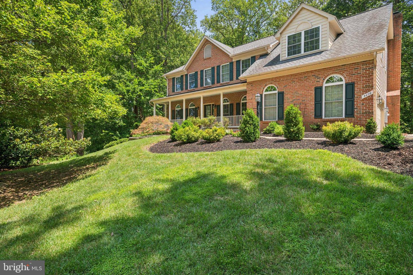 5478 ROSEHAVEN CT, WARRENTON, Virginia 20187, 4 Bedrooms Bedrooms, 12 Rooms Rooms,4 BathroomsBathrooms,Residential,For sale,5478 ROSEHAVEN CT,VAFQ2016640 MLS # VAFQ2016640