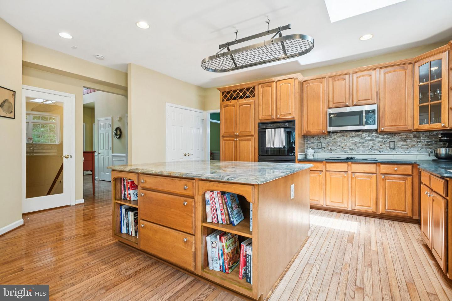 5478 ROSEHAVEN CT, WARRENTON, Virginia 20187, 4 Bedrooms Bedrooms, 12 Rooms Rooms,4 BathroomsBathrooms,Residential,For sale,5478 ROSEHAVEN CT,VAFQ2016640 MLS # VAFQ2016640