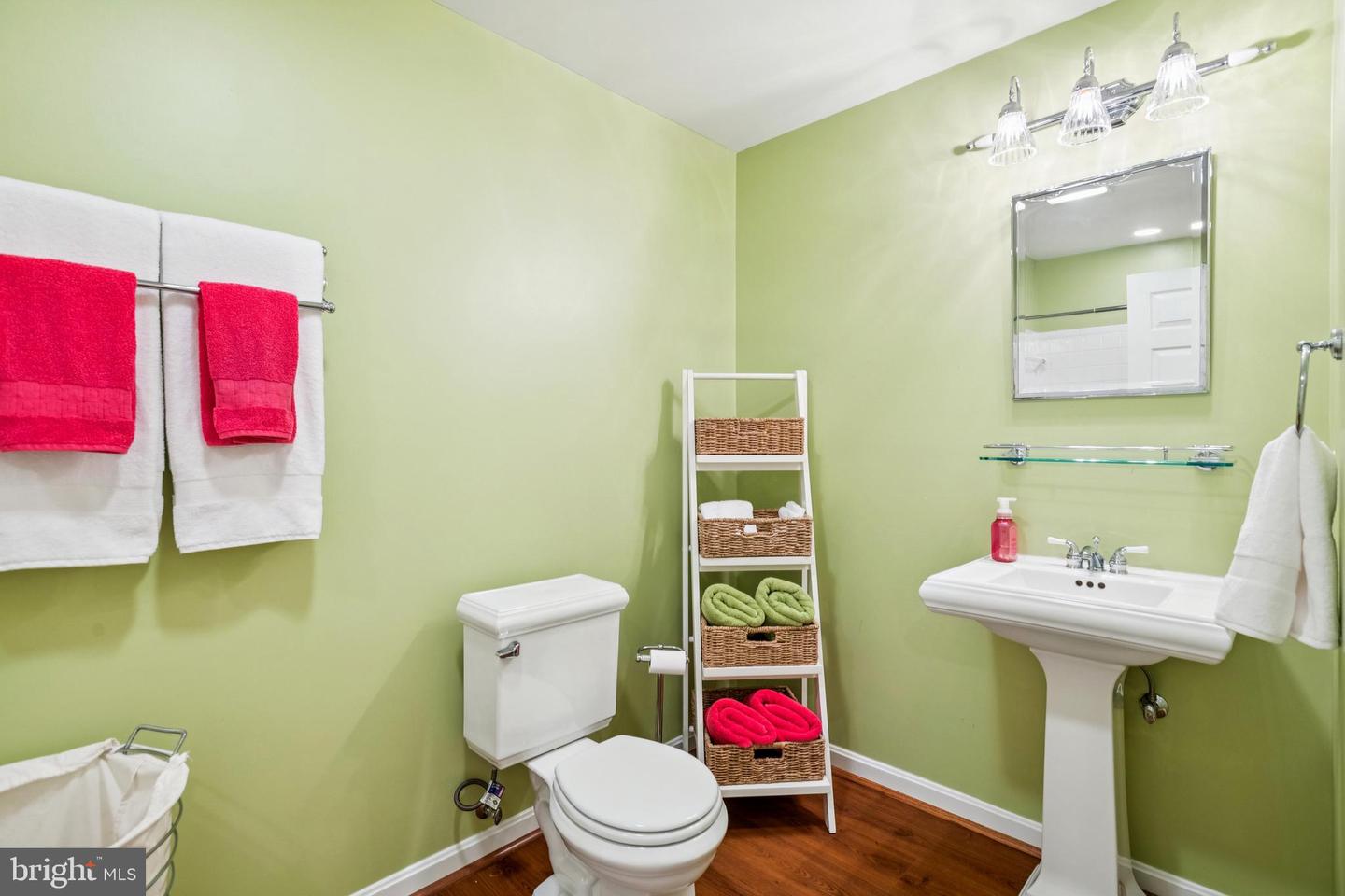5478 ROSEHAVEN CT, WARRENTON, Virginia 20187, 4 Bedrooms Bedrooms, 12 Rooms Rooms,4 BathroomsBathrooms,Residential,For sale,5478 ROSEHAVEN CT,VAFQ2016640 MLS # VAFQ2016640