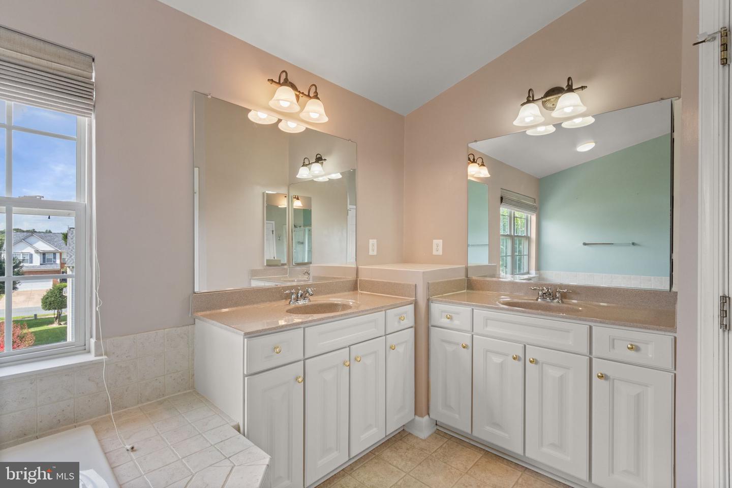 9715 INKWOOD DR, FREDERICKSBURG, Virginia 22407, 4 Bedrooms Bedrooms, ,2 BathroomsBathrooms,Residential,For sale,9715 INKWOOD DR,VASP2033402 MLS # VASP2033402