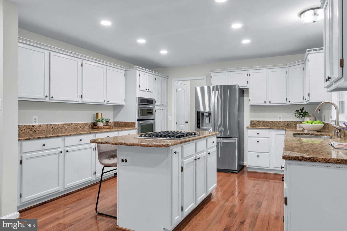 3270 WILLOW GLEN DR, HERNDON, Virginia 20171, 6 Bedrooms Bedrooms, ,4 BathroomsBathrooms,Residential,For sale,3270 WILLOW GLEN DR,VAFX2243476 MLS # VAFX2243476