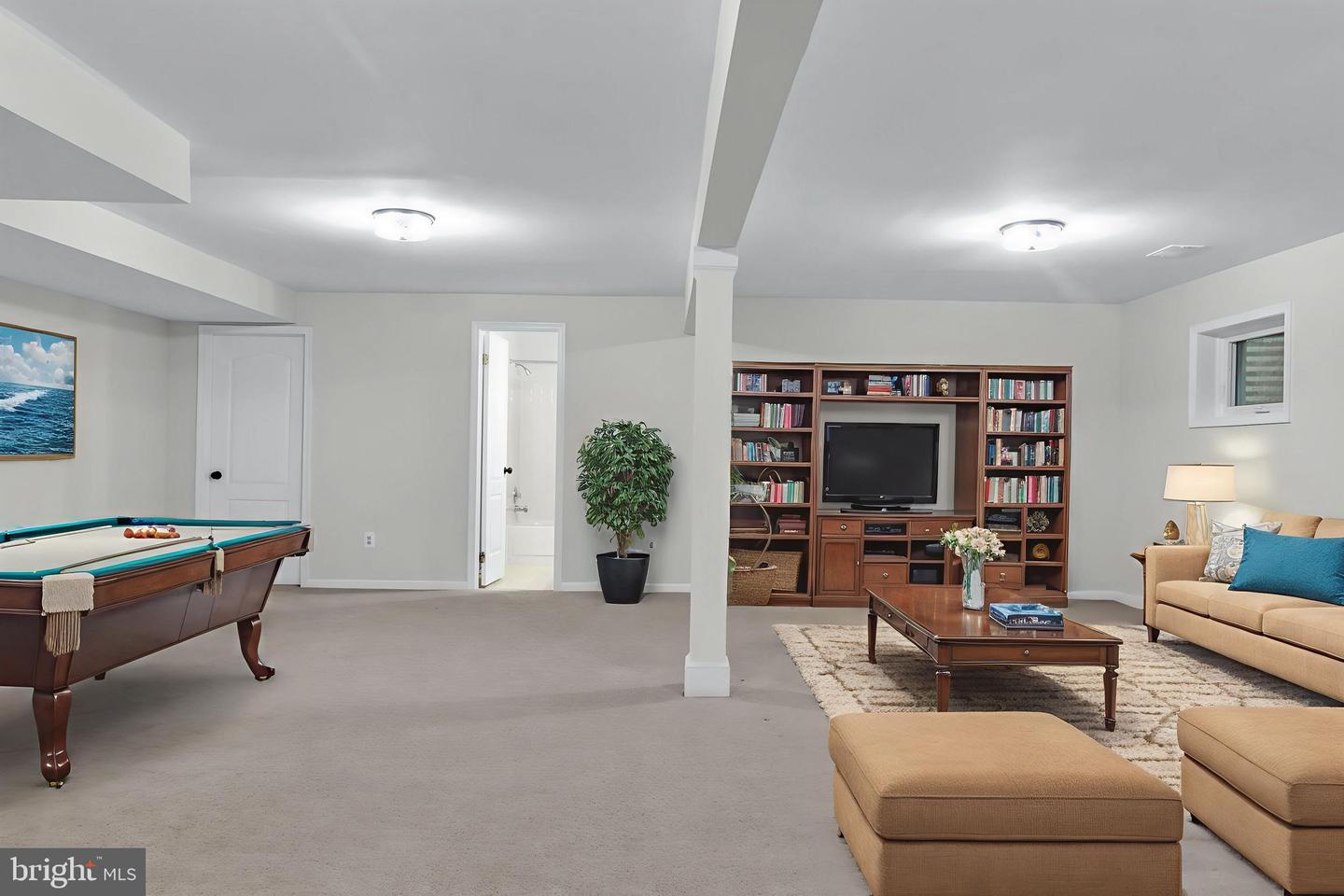 3270 WILLOW GLEN DR, HERNDON, Virginia 20171, 6 Bedrooms Bedrooms, ,4 BathroomsBathrooms,Residential,For sale,3270 WILLOW GLEN DR,VAFX2243476 MLS # VAFX2243476