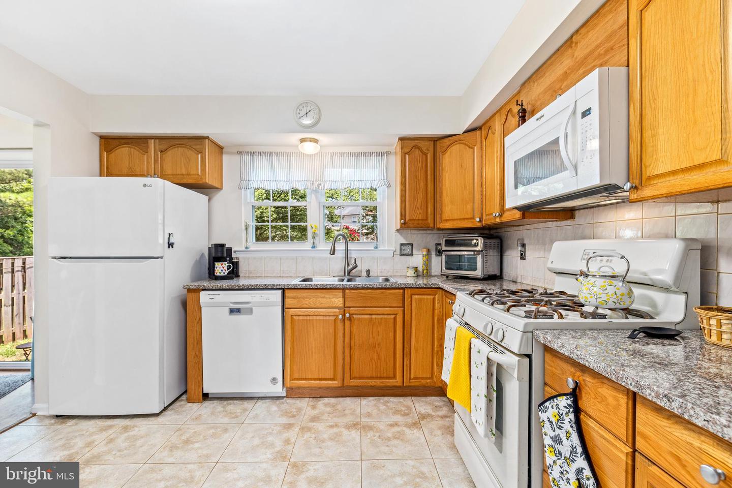 13410 WHALEY CT, HERNDON, Virginia 20171, 4 Bedrooms Bedrooms, ,2 BathroomsBathrooms,Residential,For sale,13410 WHALEY CT,VAFX2243894 MLS # VAFX2243894