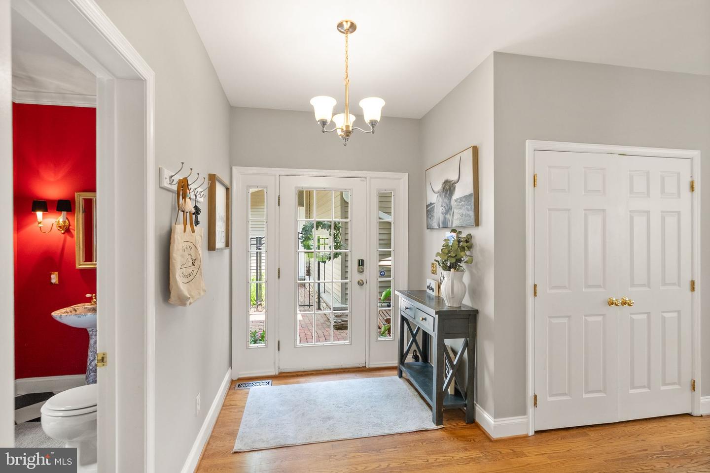6612 BRIARCROFT ST, CLIFTON, Virginia 20124, 6 Bedrooms Bedrooms, ,5 BathroomsBathrooms,Residential,For sale,6612 BRIARCROFT ST,VAFX2244724 MLS # VAFX2244724