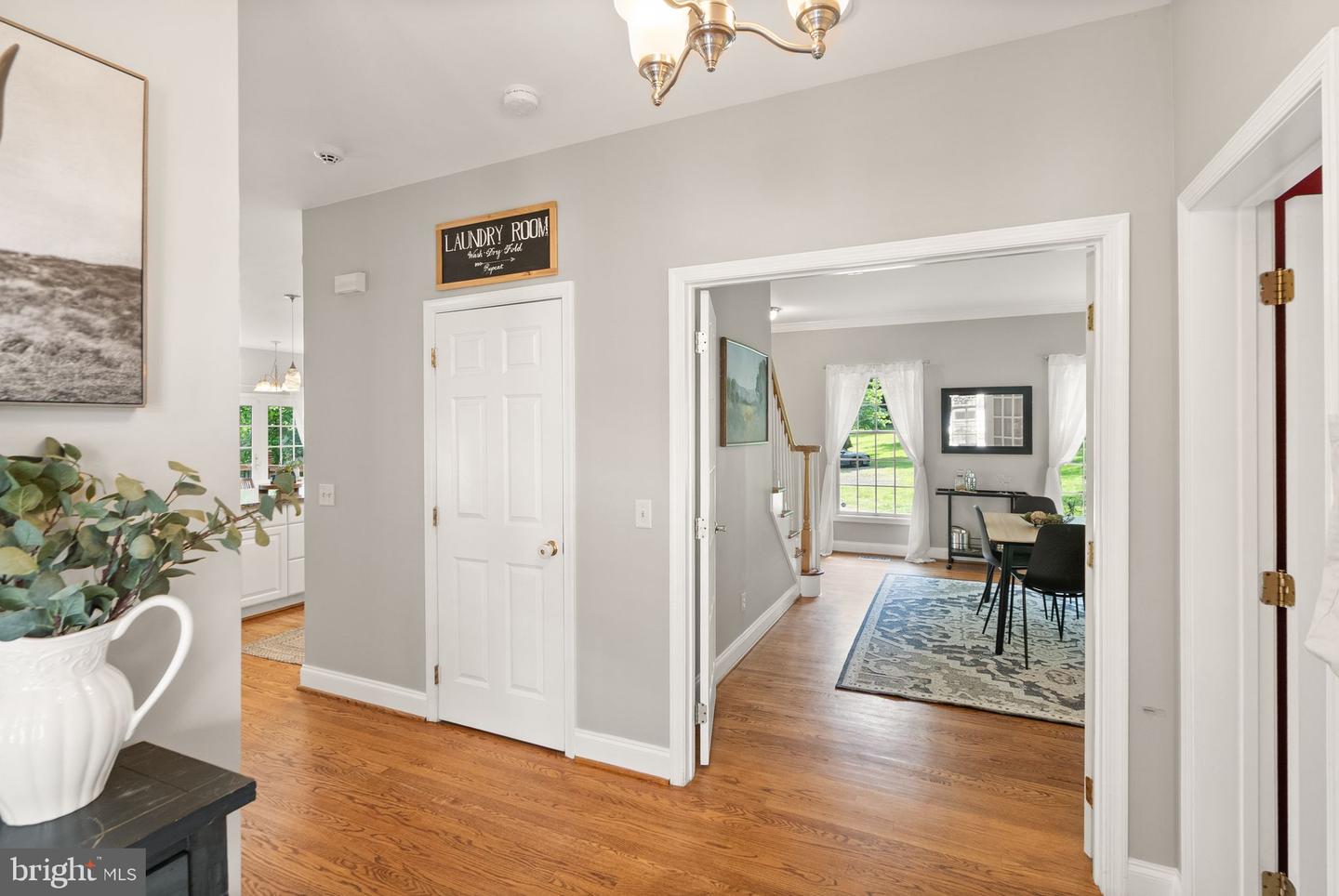 6612 BRIARCROFT ST, CLIFTON, Virginia 20124, 6 Bedrooms Bedrooms, ,5 BathroomsBathrooms,Residential,For sale,6612 BRIARCROFT ST,VAFX2244724 MLS # VAFX2244724