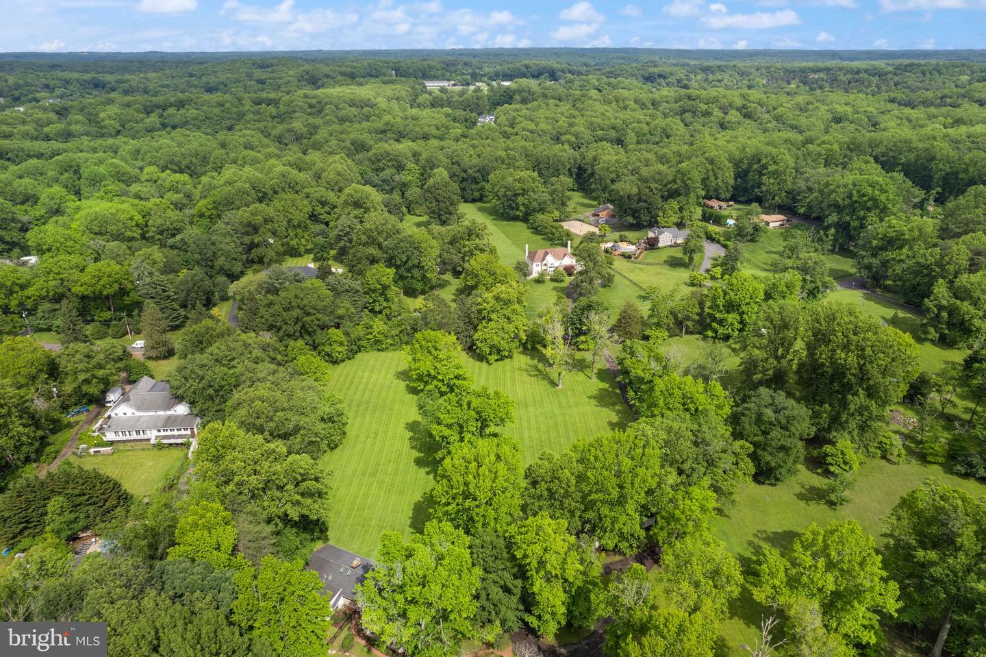 6612 BRIARCROFT ST, CLIFTON, Virginia 20124, 6 Bedrooms Bedrooms, ,5 BathroomsBathrooms,Residential,For sale,6612 BRIARCROFT ST,VAFX2244724 MLS # VAFX2244724
