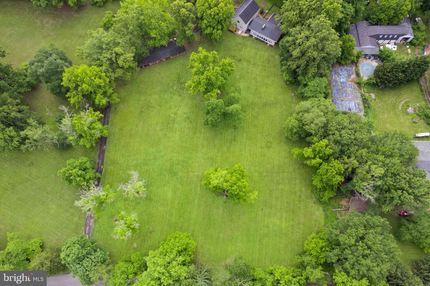 6612 BRIARCROFT ST, CLIFTON, Virginia 20124, 6 Bedrooms Bedrooms, ,5 BathroomsBathrooms,Residential,For sale,6612 BRIARCROFT ST,VAFX2244724 MLS # VAFX2244724