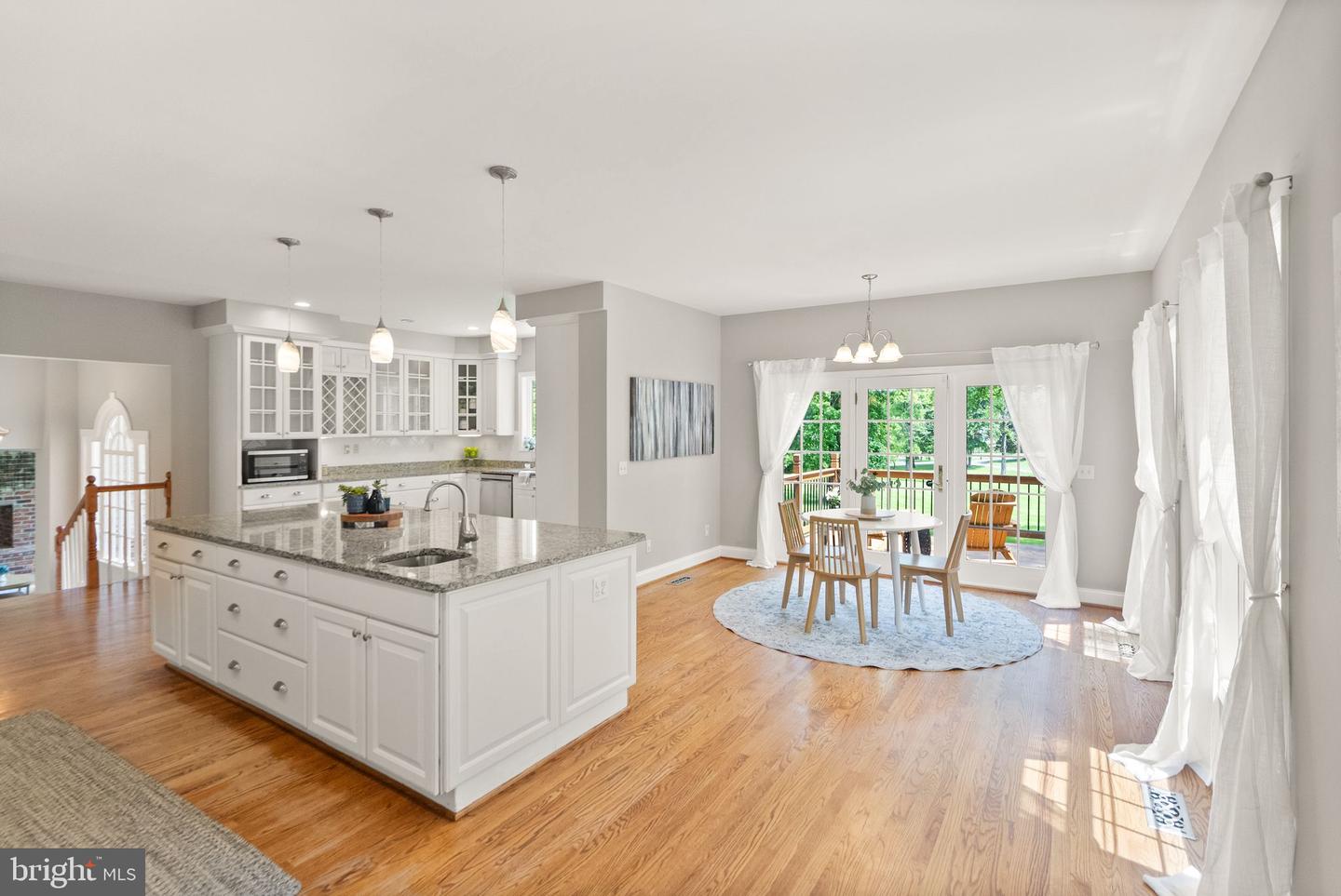 6612 BRIARCROFT ST, CLIFTON, Virginia 20124, 6 Bedrooms Bedrooms, ,5 BathroomsBathrooms,Residential,For sale,6612 BRIARCROFT ST,VAFX2244724 MLS # VAFX2244724