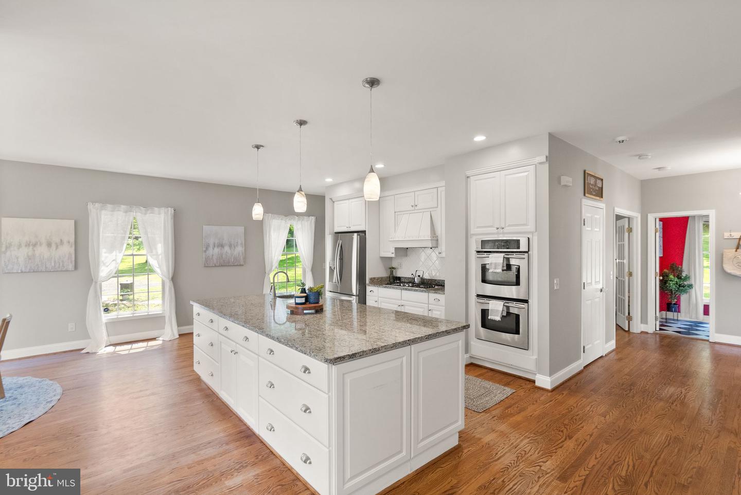 6612 BRIARCROFT ST, CLIFTON, Virginia 20124, 6 Bedrooms Bedrooms, ,5 BathroomsBathrooms,Residential,For sale,6612 BRIARCROFT ST,VAFX2244724 MLS # VAFX2244724