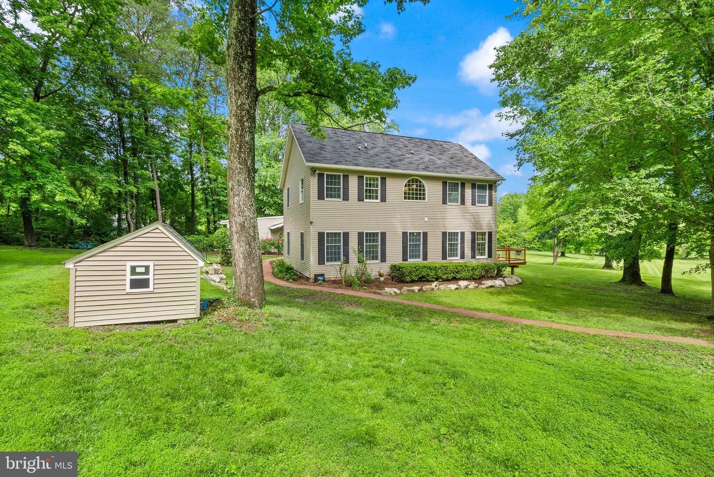 6612 BRIARCROFT ST, CLIFTON, Virginia 20124, 6 Bedrooms Bedrooms, ,5 BathroomsBathrooms,Residential,For sale,6612 BRIARCROFT ST,VAFX2244724 MLS # VAFX2244724
