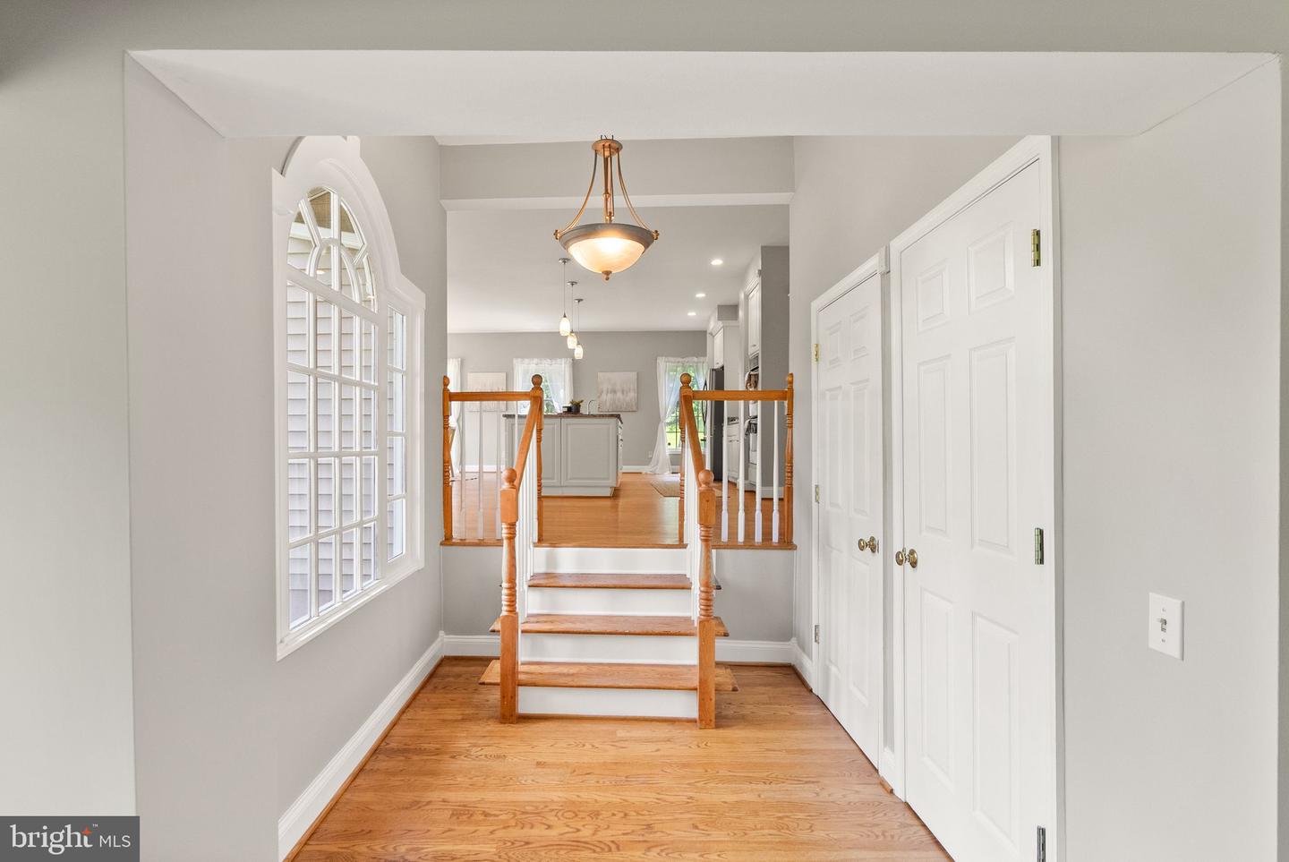 6612 BRIARCROFT ST, CLIFTON, Virginia 20124, 6 Bedrooms Bedrooms, ,5 BathroomsBathrooms,Residential,For sale,6612 BRIARCROFT ST,VAFX2244724 MLS # VAFX2244724