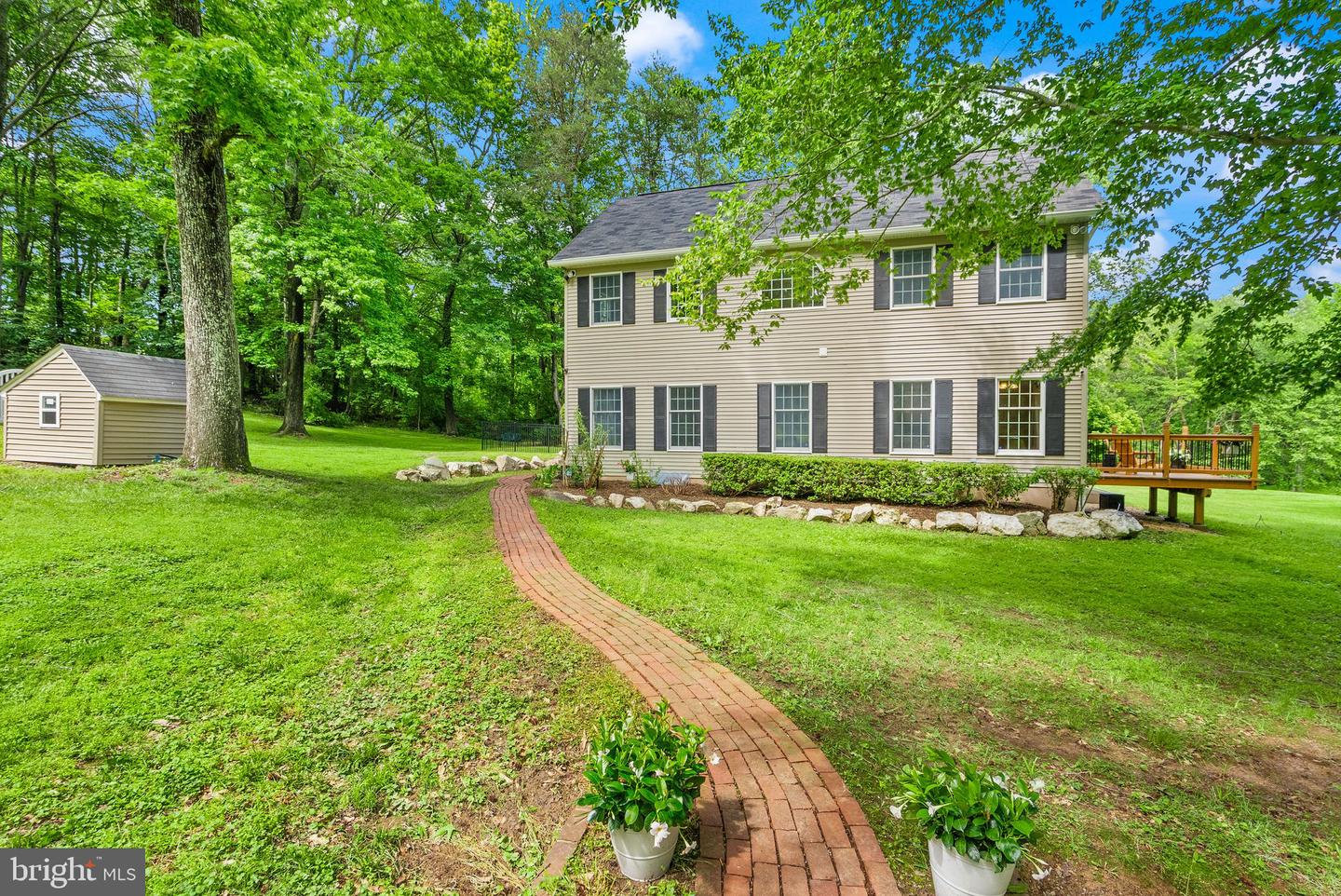 6612 BRIARCROFT ST, CLIFTON, Virginia 20124, 6 Bedrooms Bedrooms, ,5 BathroomsBathrooms,Residential,For sale,6612 BRIARCROFT ST,VAFX2244724 MLS # VAFX2244724