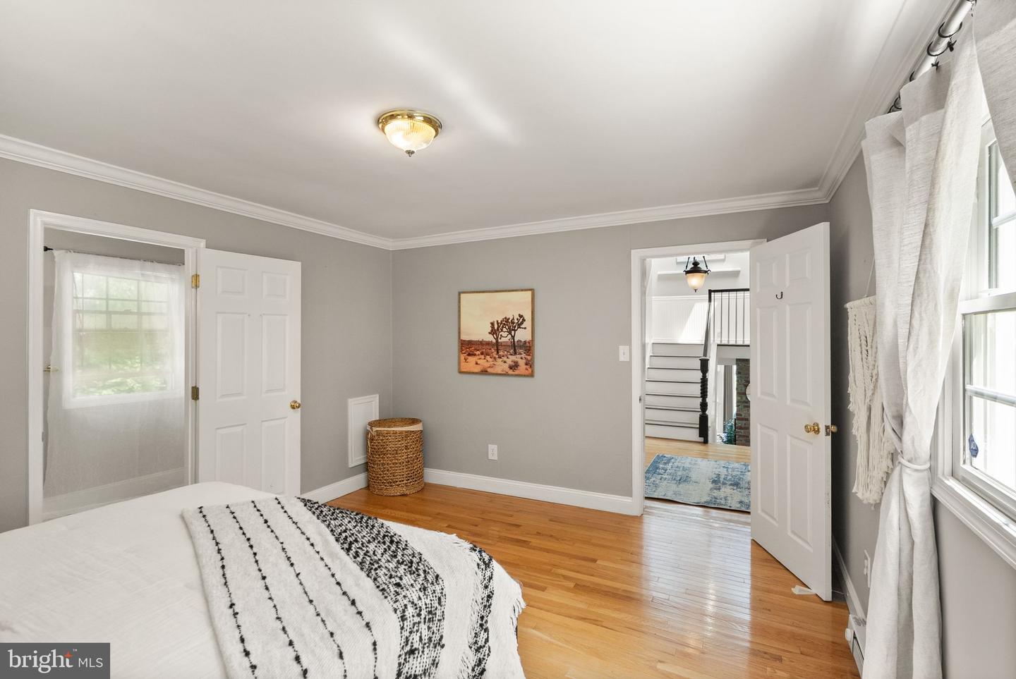 6612 BRIARCROFT ST, CLIFTON, Virginia 20124, 6 Bedrooms Bedrooms, ,5 BathroomsBathrooms,Residential,For sale,6612 BRIARCROFT ST,VAFX2244724 MLS # VAFX2244724