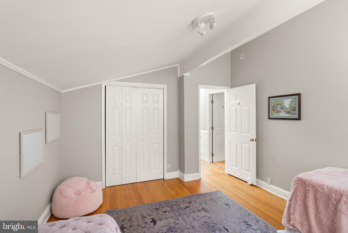 6612 BRIARCROFT ST, CLIFTON, Virginia 20124, 6 Bedrooms Bedrooms, ,5 BathroomsBathrooms,Residential,For sale,6612 BRIARCROFT ST,VAFX2244724 MLS # VAFX2244724