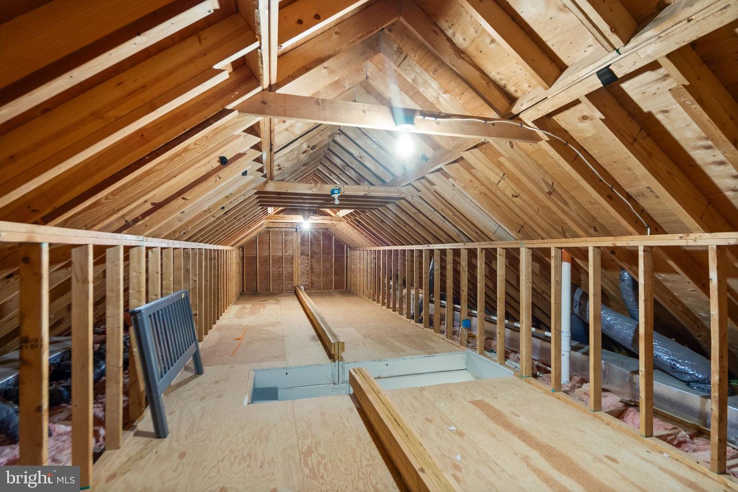 6612 BRIARCROFT ST, CLIFTON, Virginia 20124, 6 Bedrooms Bedrooms, ,5 BathroomsBathrooms,Residential,For sale,6612 BRIARCROFT ST,VAFX2244724 MLS # VAFX2244724