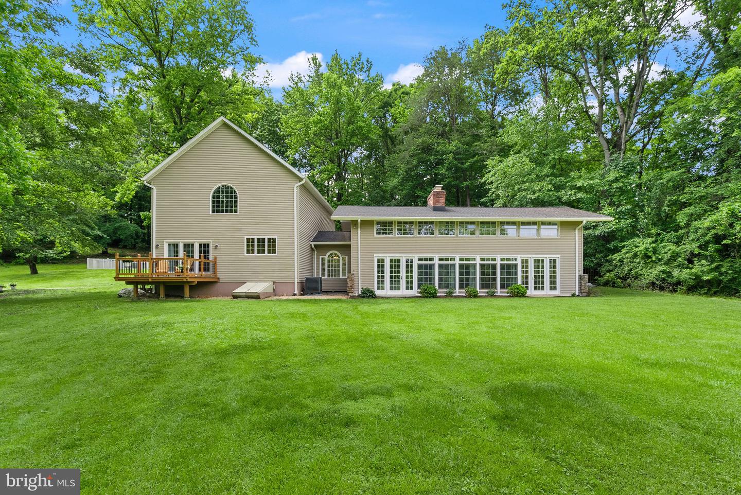 6612 BRIARCROFT ST, CLIFTON, Virginia 20124, 6 Bedrooms Bedrooms, ,5 BathroomsBathrooms,Residential,For sale,6612 BRIARCROFT ST,VAFX2244724 MLS # VAFX2244724