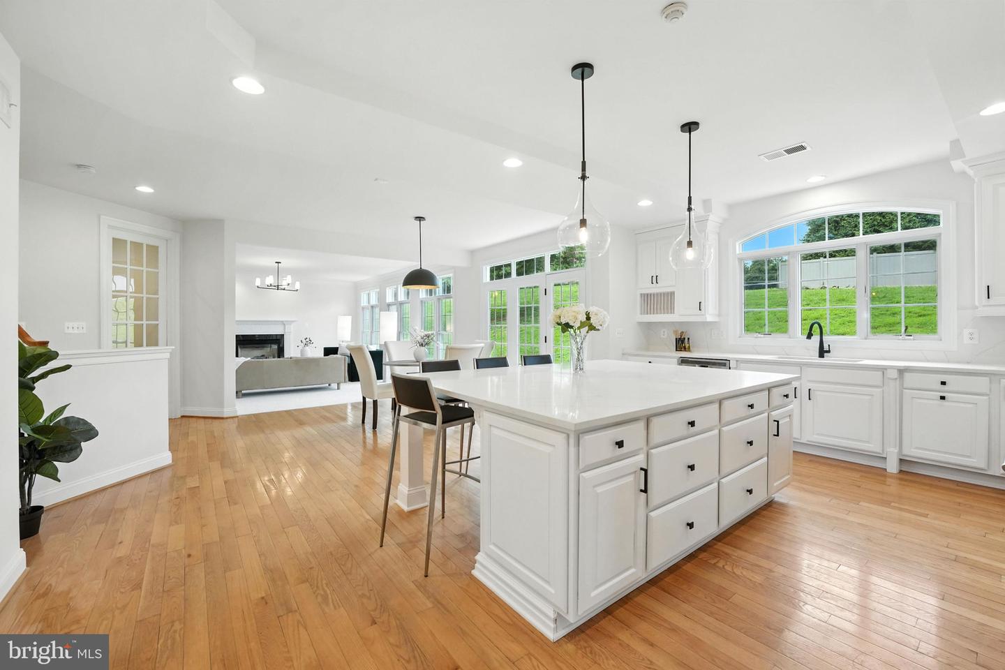 6634 BRAWNER ST, MCLEAN, Virginia 22101, 5 Bedrooms Bedrooms, ,4 BathroomsBathrooms,Residential,For sale,6634 BRAWNER ST,VAFX2244890 MLS # VAFX2244890