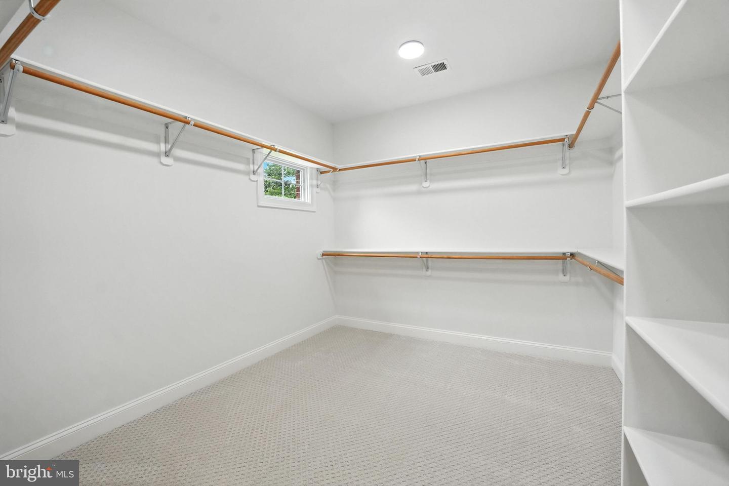 6634 BRAWNER ST, MCLEAN, Virginia 22101, 5 Bedrooms Bedrooms, ,4 BathroomsBathrooms,Residential,For sale,6634 BRAWNER ST,VAFX2244890 MLS # VAFX2244890