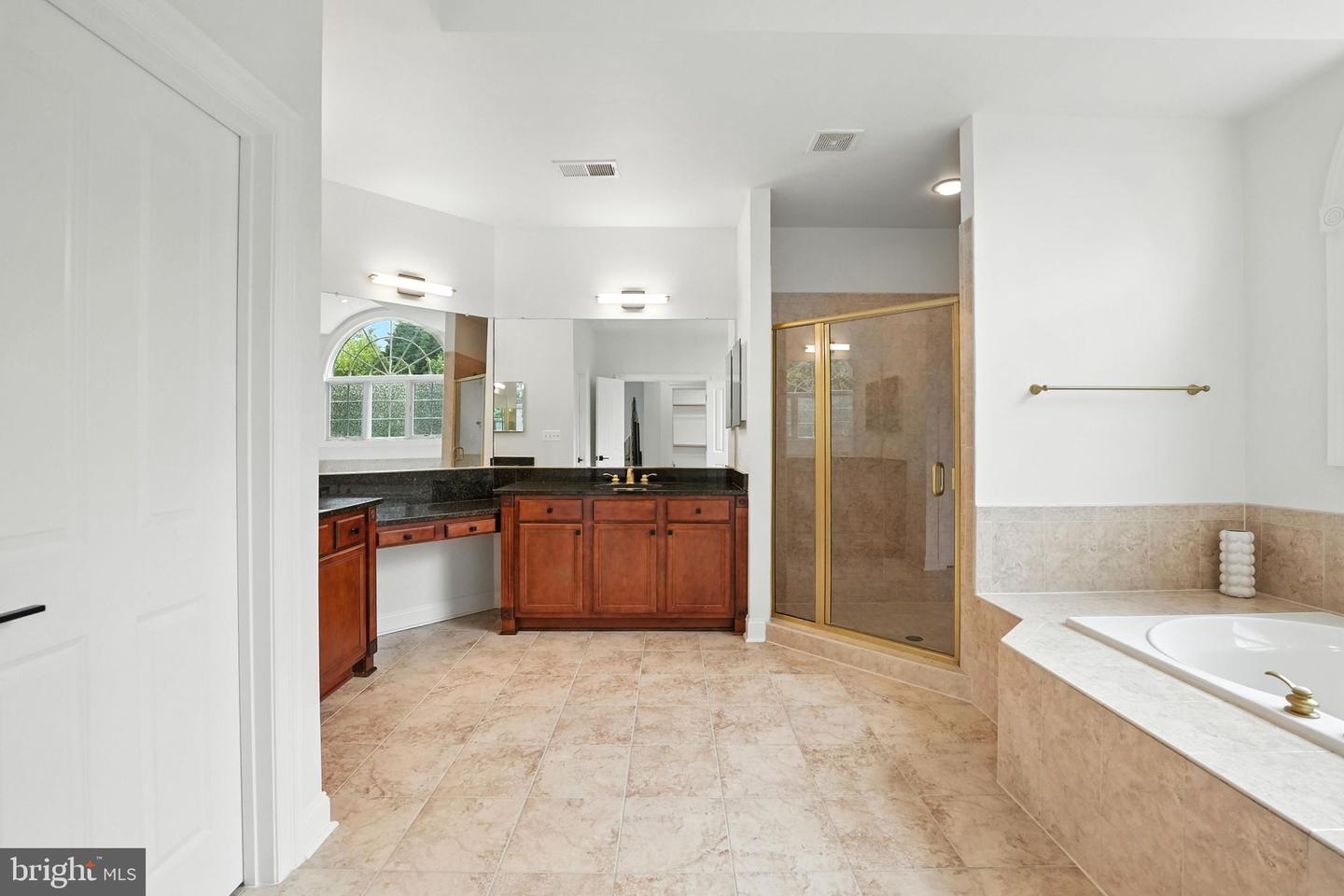6634 BRAWNER ST, MCLEAN, Virginia 22101, 5 Bedrooms Bedrooms, ,4 BathroomsBathrooms,Residential,For sale,6634 BRAWNER ST,VAFX2244890 MLS # VAFX2244890