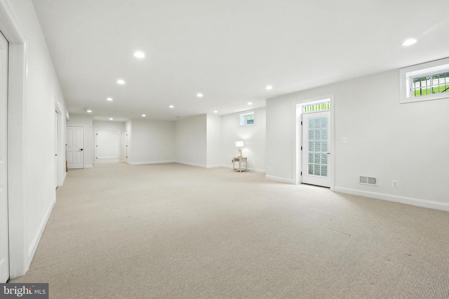 6634 BRAWNER ST, MCLEAN, Virginia 22101, 5 Bedrooms Bedrooms, ,4 BathroomsBathrooms,Residential,For sale,6634 BRAWNER ST,VAFX2244890 MLS # VAFX2244890