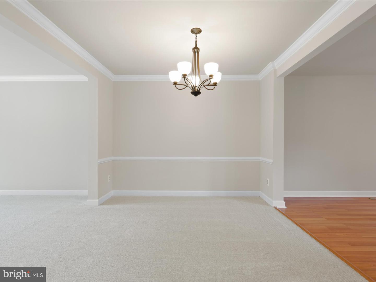 12784 DOGWOOD HILLS LN, FAIRFAX, Virginia 22033, 3 Bedrooms Bedrooms, ,2 BathroomsBathrooms,Residential,For sale,12784 DOGWOOD HILLS LN,VAFX2244894 MLS # VAFX2244894