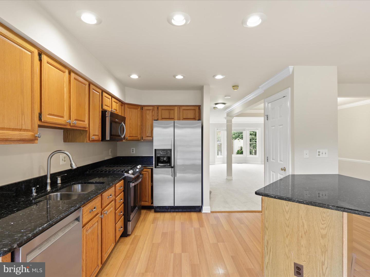 12784 DOGWOOD HILLS LN, FAIRFAX, Virginia 22033, 3 Bedrooms Bedrooms, ,2 BathroomsBathrooms,Residential,For sale,12784 DOGWOOD HILLS LN,VAFX2244894 MLS # VAFX2244894