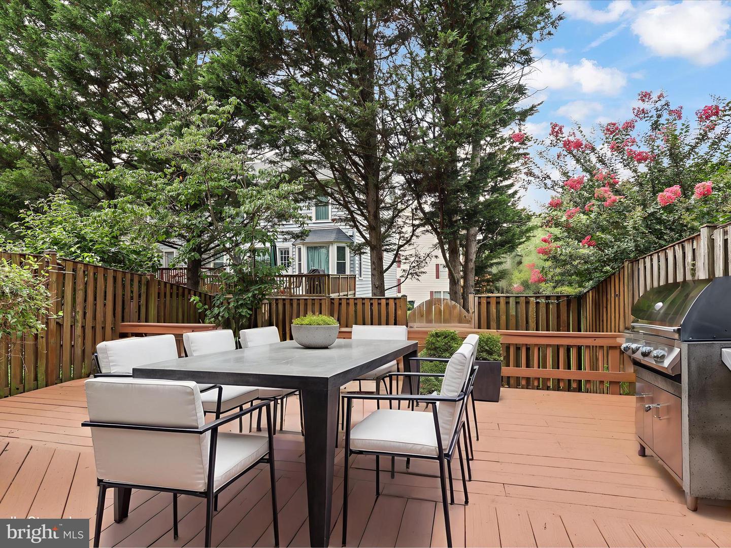 12784 DOGWOOD HILLS LN, FAIRFAX, Virginia 22033, 3 Bedrooms Bedrooms, ,2 BathroomsBathrooms,Residential,For sale,12784 DOGWOOD HILLS LN,VAFX2244894 MLS # VAFX2244894