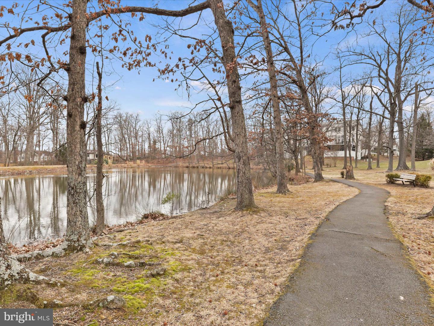 12784 DOGWOOD HILLS LN, FAIRFAX, Virginia 22033, 3 Bedrooms Bedrooms, ,2 BathroomsBathrooms,Residential,For sale,12784 DOGWOOD HILLS LN,VAFX2244894 MLS # VAFX2244894
