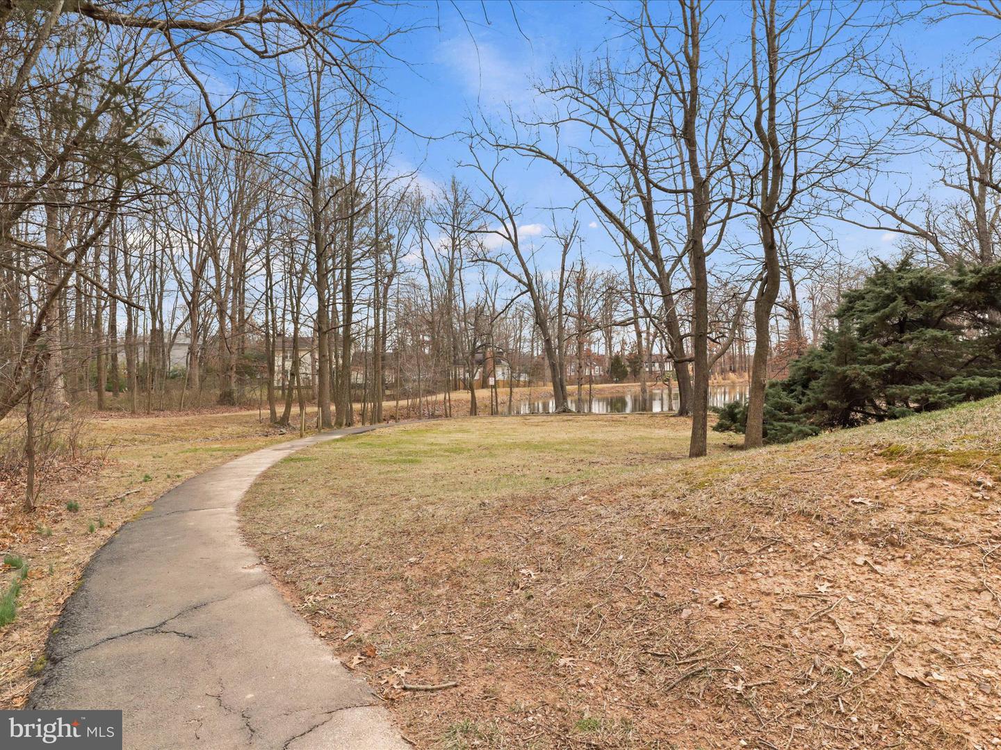 12784 DOGWOOD HILLS LN, FAIRFAX, Virginia 22033, 3 Bedrooms Bedrooms, ,2 BathroomsBathrooms,Residential,For sale,12784 DOGWOOD HILLS LN,VAFX2244894 MLS # VAFX2244894